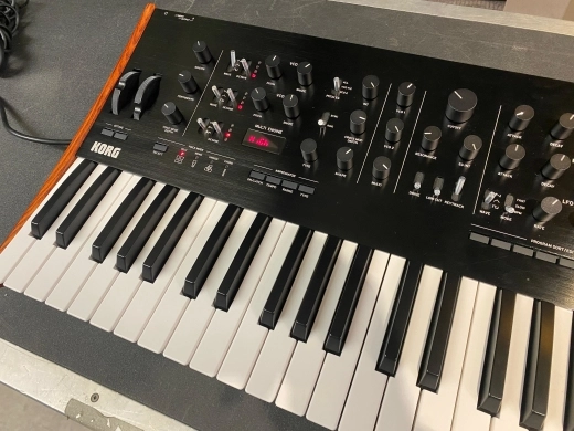 Korg Prologue 8 Polyphonic Analog Synthesizer 7